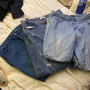 3pc bundle description down below for each pair. All pairs are women’s size 12.